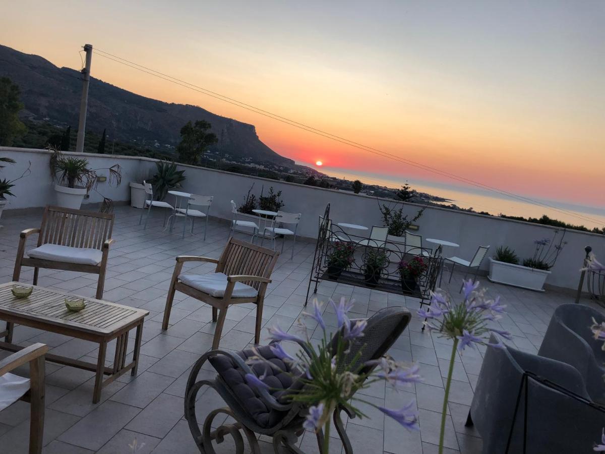 Casale Belvedere Vista Mare Вальдериче Экстерьер фото